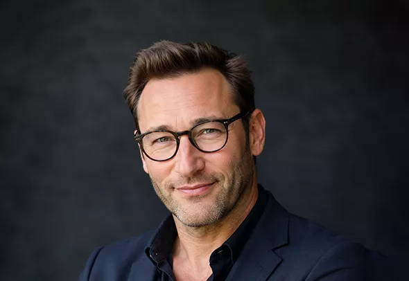 Simon Sinek Net Worth